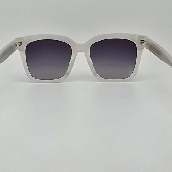 Diff Eyewear Meredith Snowbound Frame Grey Gradient Lens Sunglasses w/ Case 54mm main image 6